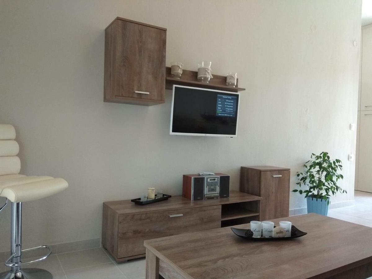 Venus Sea View Apartment Perivolion Luaran gambar